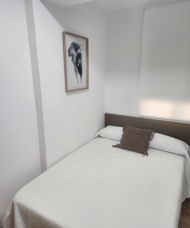 Apartamentos En Alameda Junto Al Corte Ingles Cartagena Luaran gambar